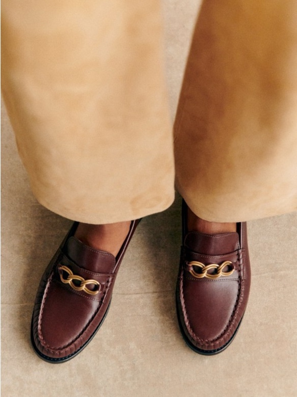 Sézane Smooth Chocolate Brown Leather Chain-Trim Vicky Loafers - Picture 3 of 10